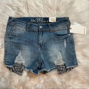 NWT Wallflower Curvy Shorts